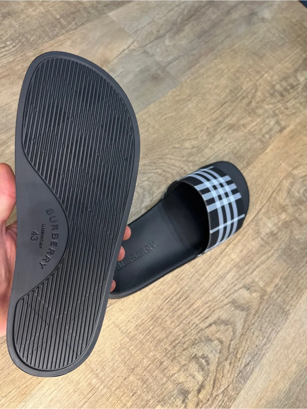 Burberry Black Plaid Slide Sandals for Men SIZES 42 EU-44 EU